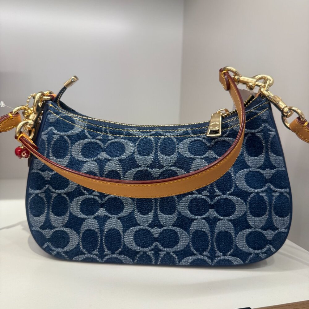 coach Teri Shoulder Bag In Signature Denim caf82 - Picture 3 of 11